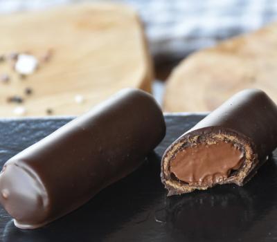 Cigar Bueno - Treats Pastry Wholesale, Desserts Wholesale, Desserts in Pan, Family Desserts, Sirup Desserts, Desserts in Bowl, Atomic Desserts, Pastry, Cakes