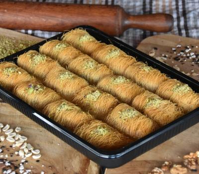 Κανταϊφι - Γλυκό Ταψιού Γλυκά Χονδρική, Γλυκά Ταψιού, Γλυκά Οικογενειακά, Γλυκά Σιροπιαστά, Γλυκά Σε Μπώλ, Γλυκά Τυλιχτά, Ατομικά Γλυκά, Πάστες, Τούρτες, Εργαστήριο Ζαχαροπλαστικής, Ρεβανί Βεροίας, Καρυδόπιτα