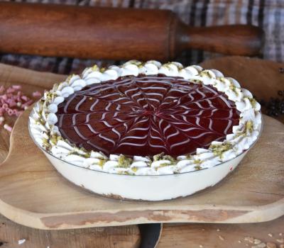 Koskeri Strawberry - Family Desserts Pastry Wholesale, Desserts Wholesale, Desserts in Pan, Family Desserts, Sirup Desserts, Desserts in Bowl, Atomic Desserts, Pastry, Cakes
