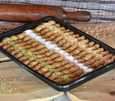 Rolled Baklava straight - Syrup Desserts Pastry Wholesale, Desserts Wholesale, Desserts in Pan, Family Desserts, Sirup Desserts, Desserts in Bowl, Atomic Desserts, Pastry, Cakes